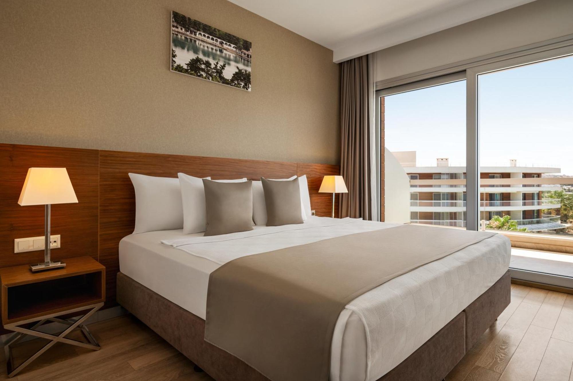 La Quinta By Wyndham Cesme Hotel İzmir Kültér fotó