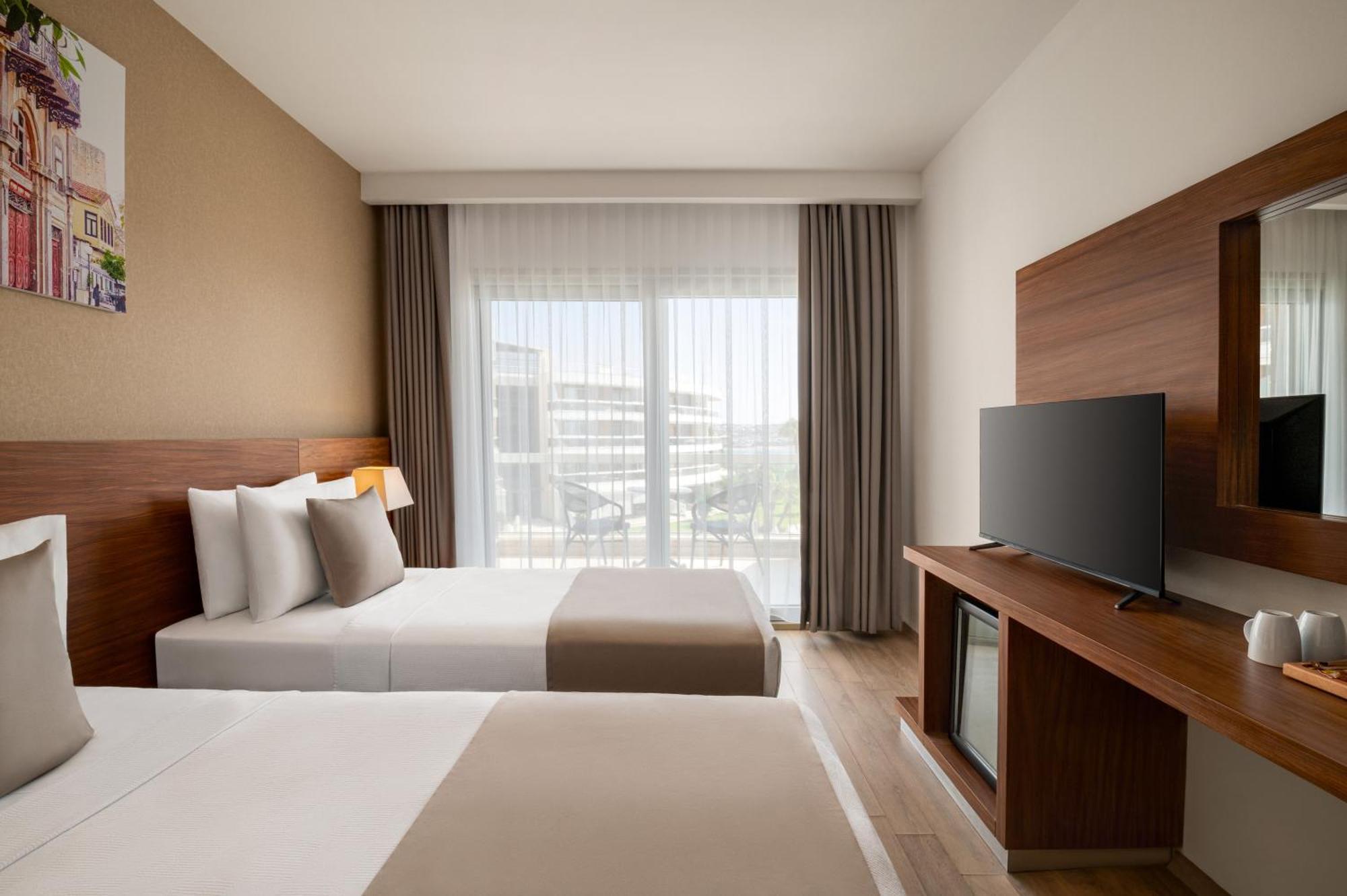 La Quinta By Wyndham Cesme Hotel İzmir Kültér fotó